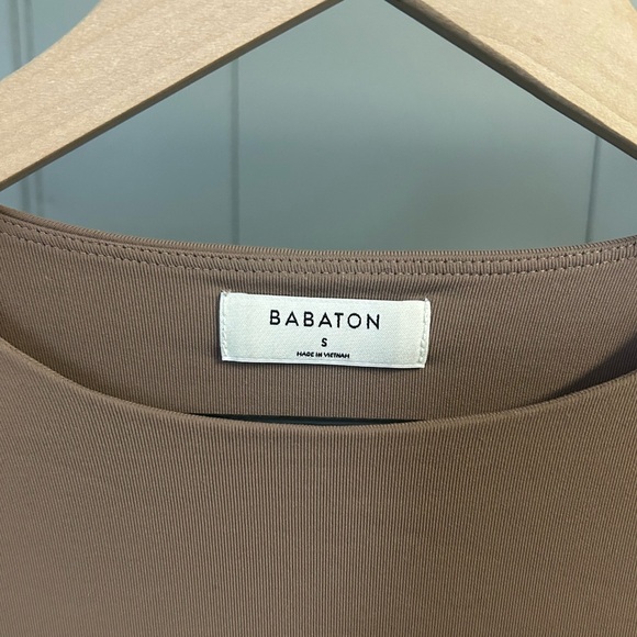 Aritzia Bodysuit Nude - Picture 2 of 3